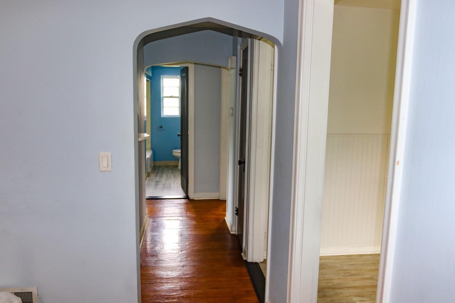 511 West North Bend Road Cincinnati, OH 45224 - Photo 14 of 28