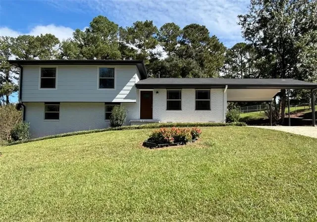 $275,000 | 7340 Chalk Way, Riverdale, GA 30296