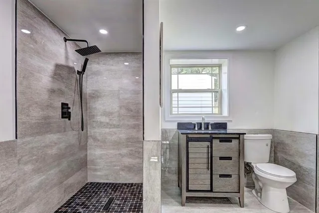 $275,000 | 7340 Chalk Way, Riverdale, GA 30296