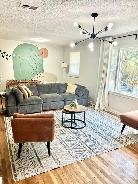 5442 Scofield Road Atlanta, GA 30349 - Photo 4 of 24