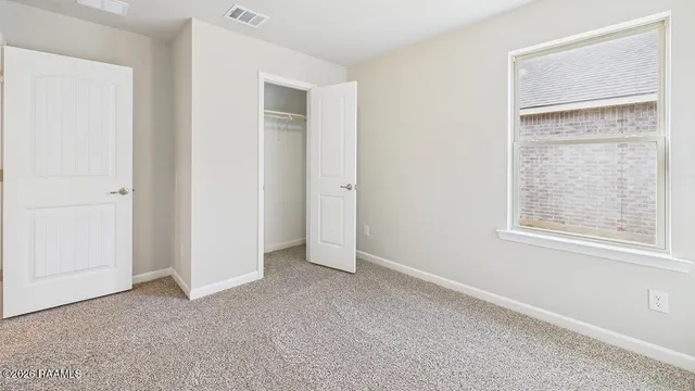 $233,000 | 172 Colett Drive, Sunset, LA 70584