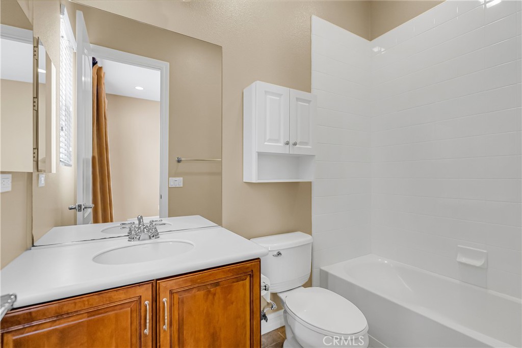 7780 Solitude Court Riverside, CA 92506 - Photo 39 of 71 Secondary Bedroom 1 Ensuite Bath