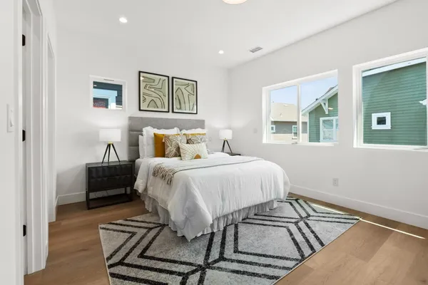 $2,048,000 | 853 B Sierra Vista Avenue, Mountain View, CA 94043