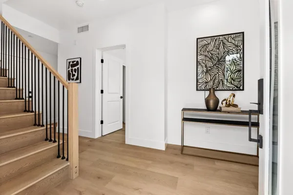 $2,048,000 | 853 B Sierra Vista Avenue, Mountain View, CA 94043