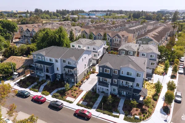 $2,048,000 | 853 B Sierra Vista Avenue, Mountain View, CA 94043