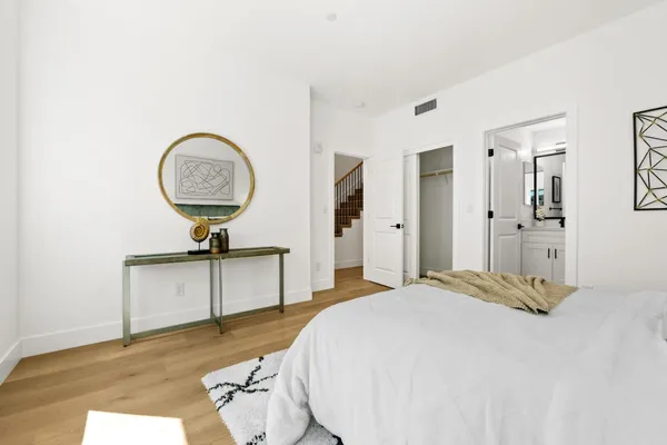 $2,048,000 | 853 B Sierra Vista Avenue, Mountain View, CA 94043