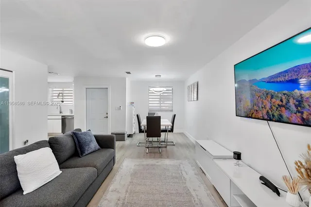 $2,900 | 342 Northwest 114th Avenue, Unit 9106, Sweetwater, FL 33172