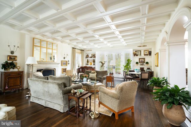 $9,000,000 | 2860 Woodland Drive Northwest, Washington, DC 20008