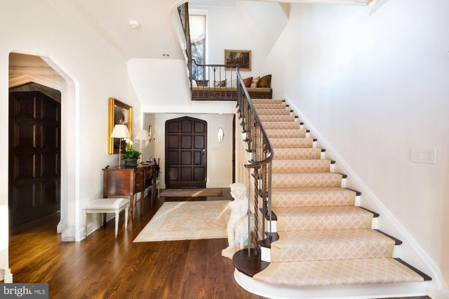 $9,000,000 | 2860 Woodland Drive Northwest, Washington, DC 20008