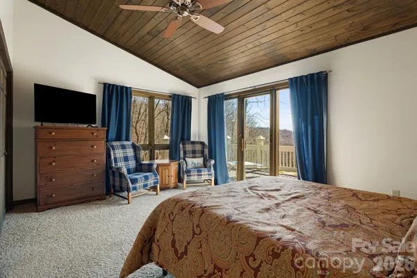 $899,000 | 326 El Miner Drive, Mars Hill, NC 28754