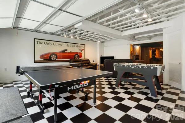 $899,000 | 326 El Miner Drive, Mars Hill, NC 28754