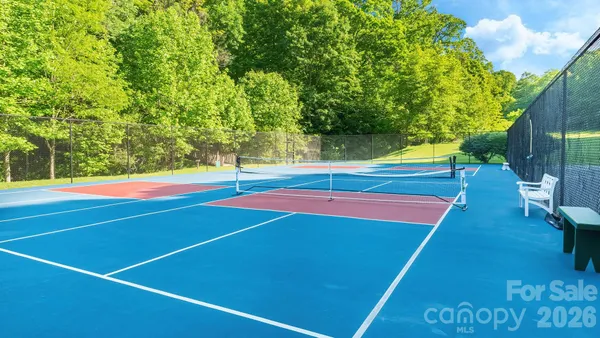 $899,000 | 326 El Miner Drive, Mars Hill, NC 28754
