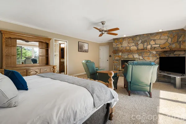 $899,000 | 326 El Miner Drive, Mars Hill, NC 28754