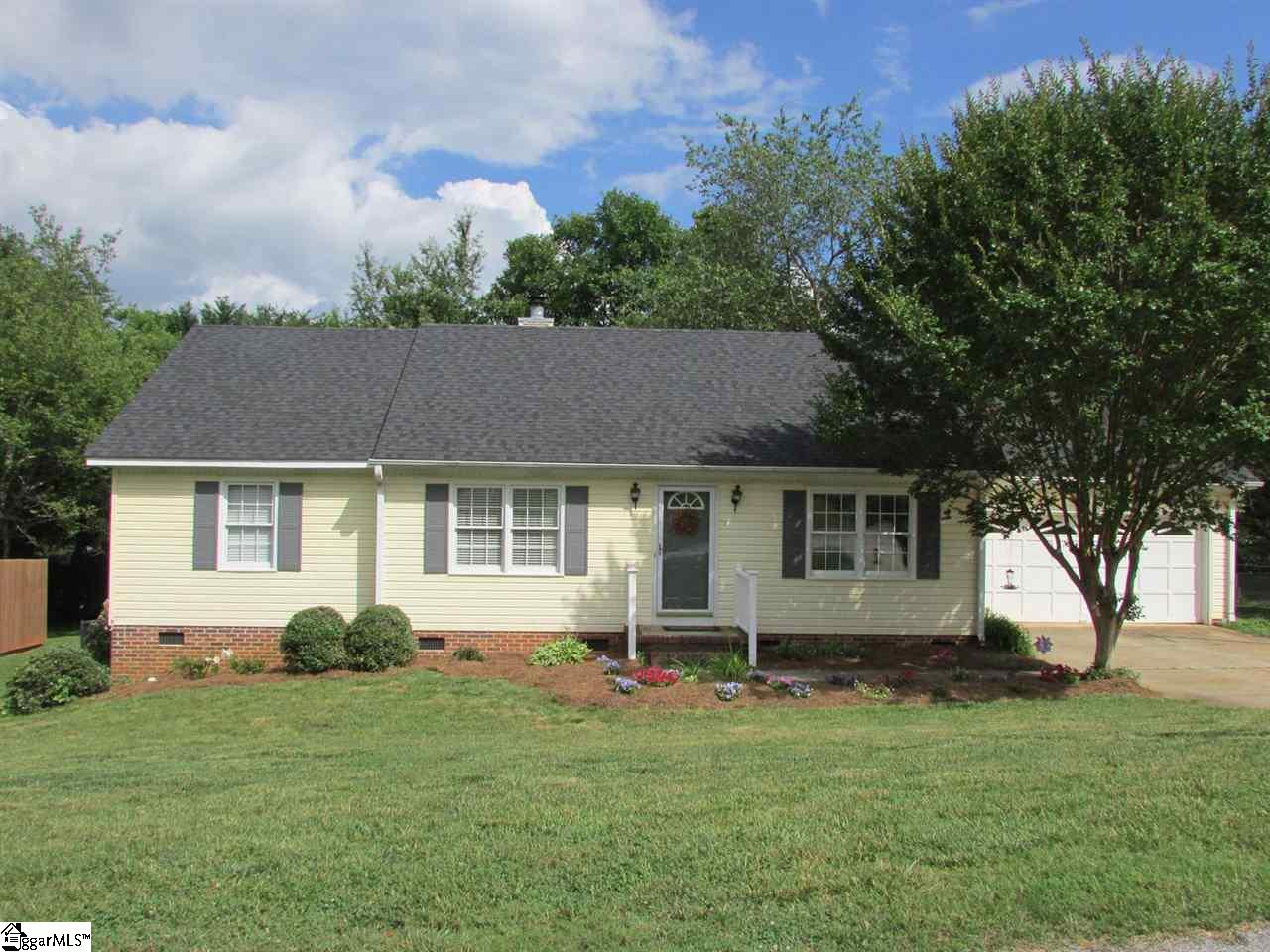 116 Apollo Avenue Greer, SC 29651 - Photo 1 of 25 Gallery Image 1