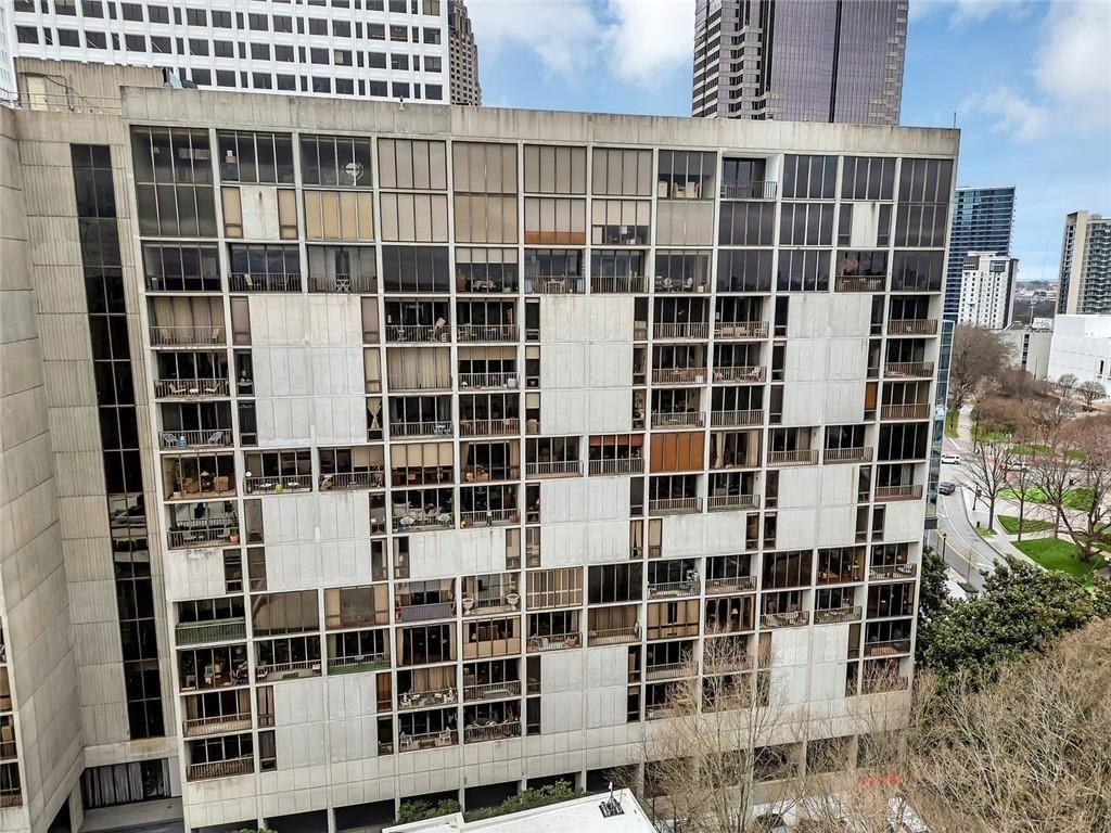 145 15th Street Northeast, Unit 409 Atlanta, GA 30361 - Photo 21 of 23 a view of a large building