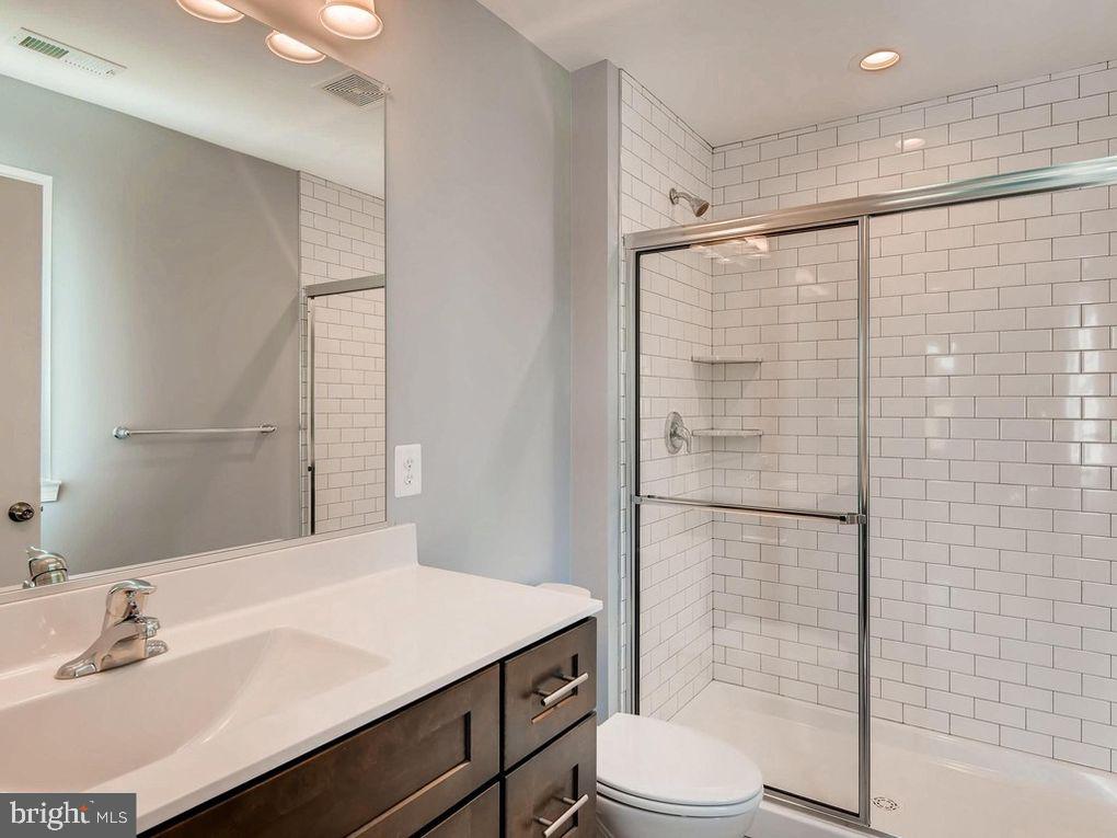 701 Bengies Road Baltimore, MD 21220 - Photo 4 of 5