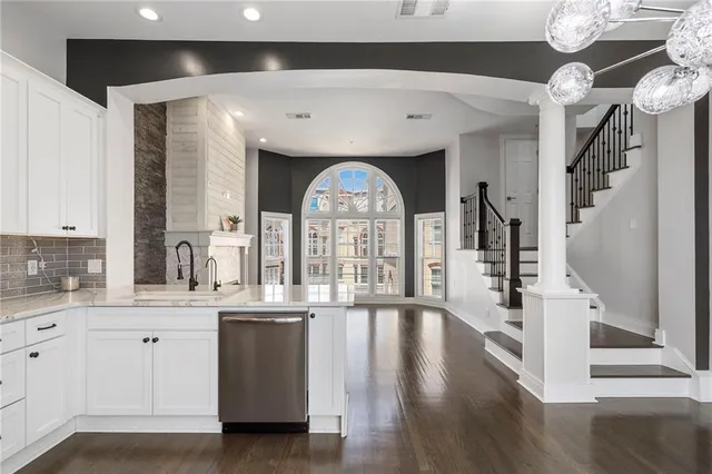 $595,000 | 3541 Roswell Road Northeast, Unit 4, Atlanta, GA 30305