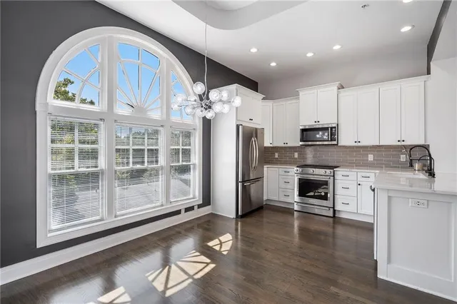 $595,000 | 3541 Roswell Road Northeast, Unit 4, Atlanta, GA 30305