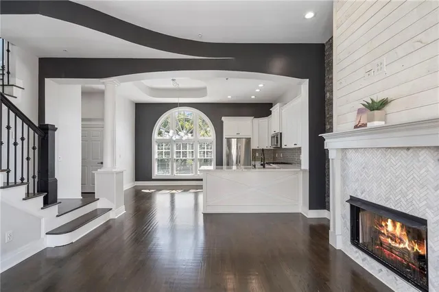 $595,000 | 3541 Roswell Road Northeast, Unit 4, Atlanta, GA 30305