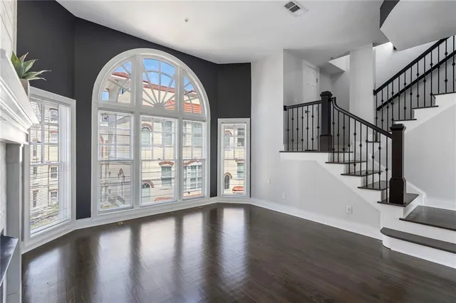 $595,000 | 3541 Roswell Road Northeast, Unit 4, Atlanta, GA 30305