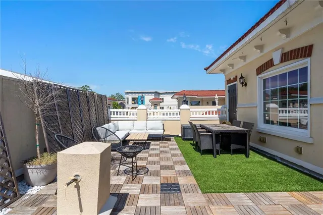 $595,000 | 3541 Roswell Road Northeast, Unit 4, Atlanta, GA 30305