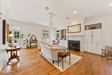 $399,000 | 102 Villere Circle, Lafayette, LA 70506
