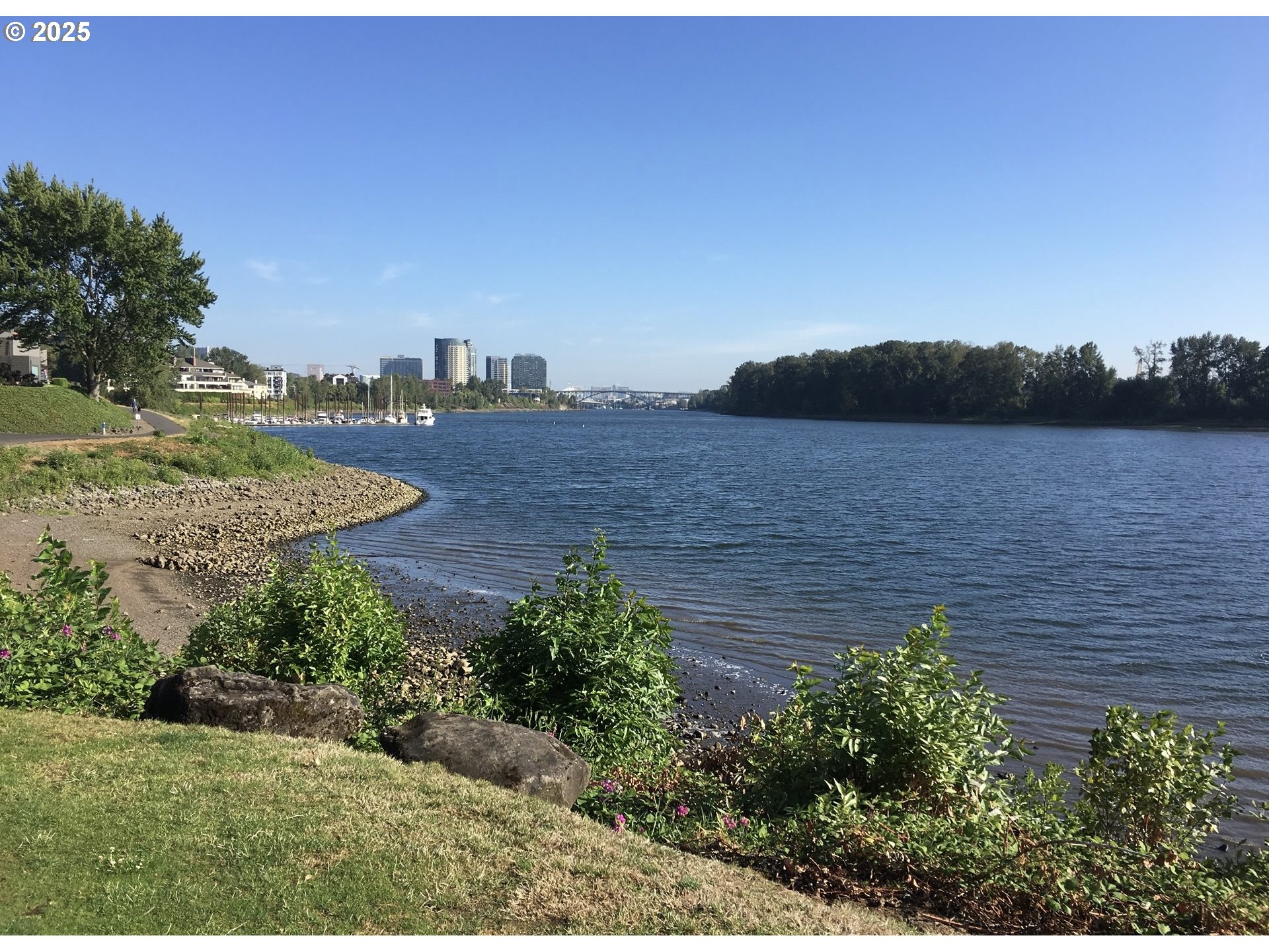 Southwest View Point Terrace Portland, OR 97239 - Photo 12 of 14 a view of a lake