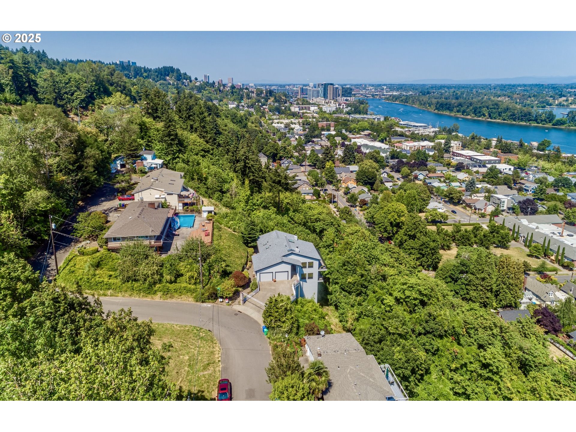 Southwest View Point Terrace Portland, OR 97239 - Photo 3 of 14 a view of a city