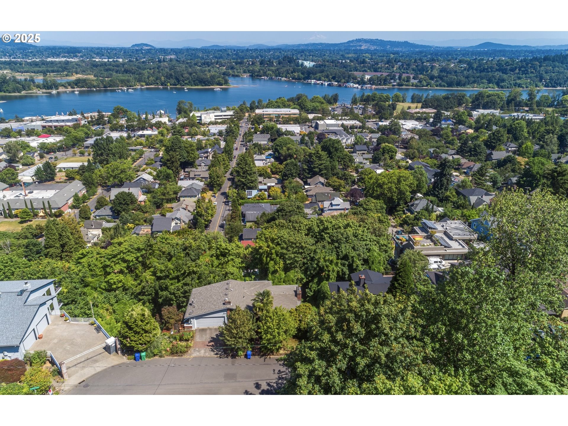 Southwest View Point Terrace Portland, OR 97239 - Photo 10 of 14 a view of city and mountain