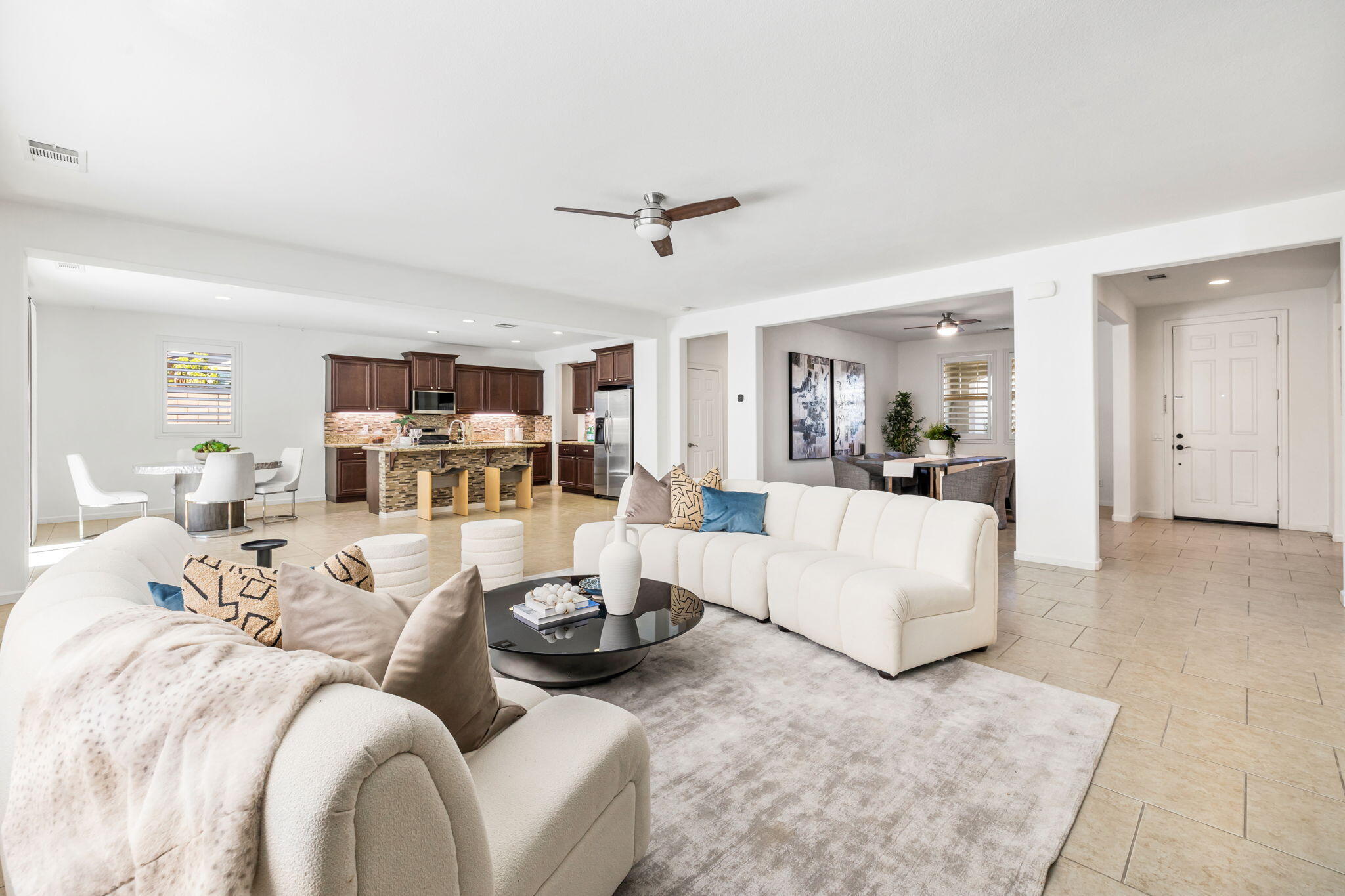 73775 Van Gogh Drive Palm Desert, CA 92211 - Photo 5 of 27 44-web-or-mls-AM4A1557