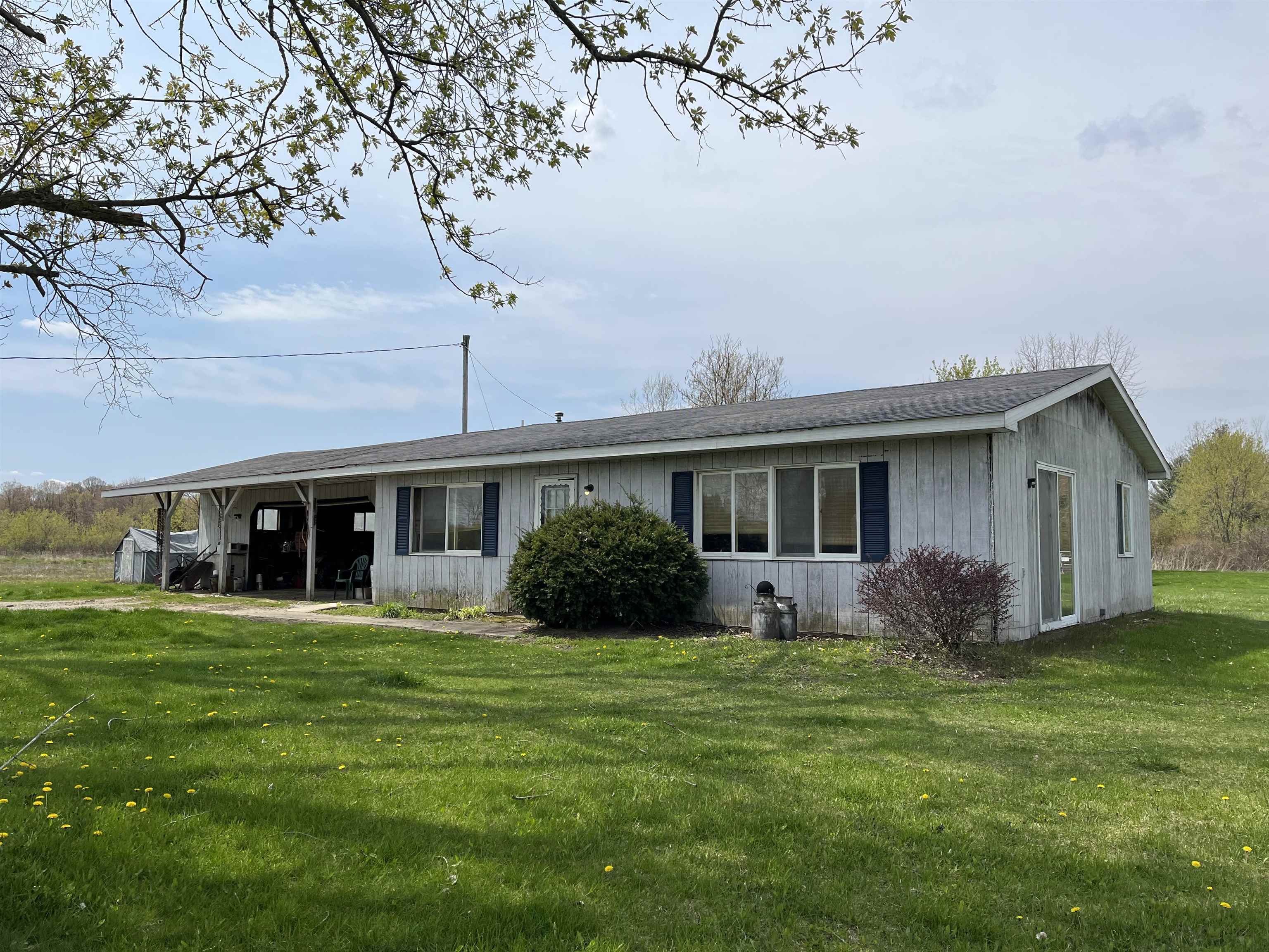 12786 South Hemlock Road Brant, MI 48614 - Photo 15 of 18 50107970-14.JPG