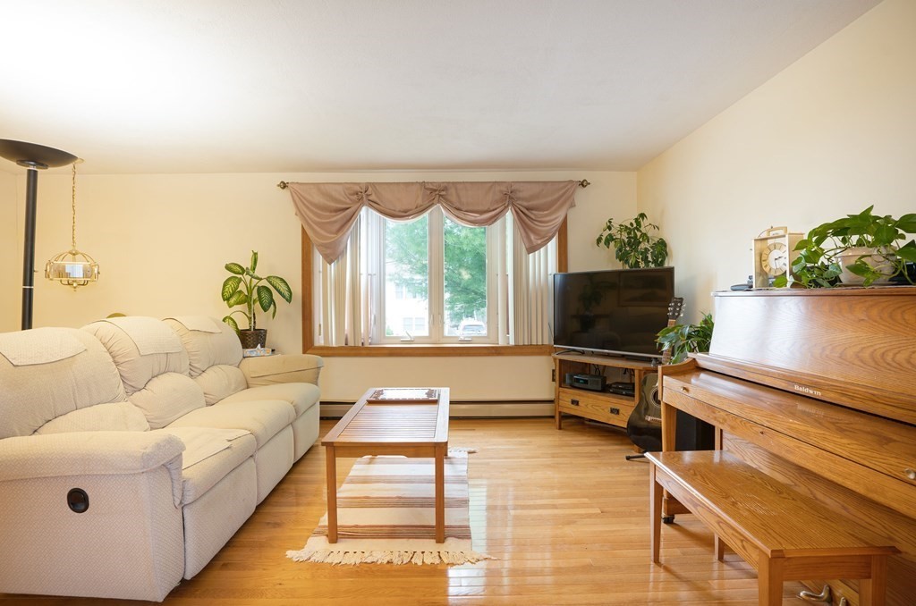 135 Westmoor Road Boston, MA 02132 - Photo 5 of 33 Gallery Image 5