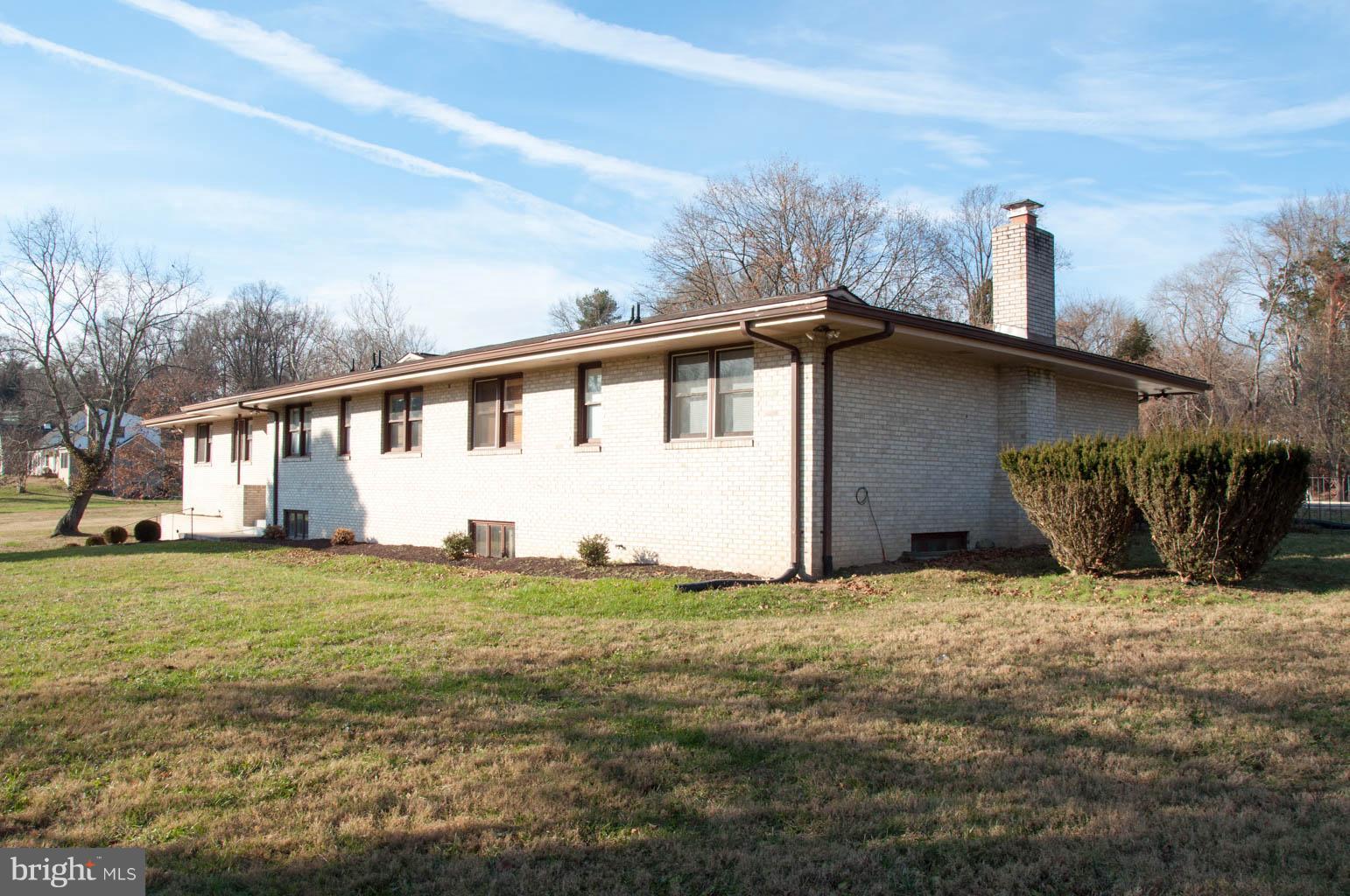 1805 Gayfields Drive Silver Spring, MD 20906 - Photo 3 of 13 Exterior (side)