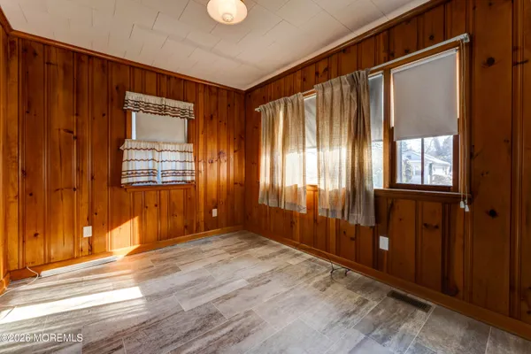 $3,500,000 | 570 Central Avenue, Spring Lake Heights, NJ 07762