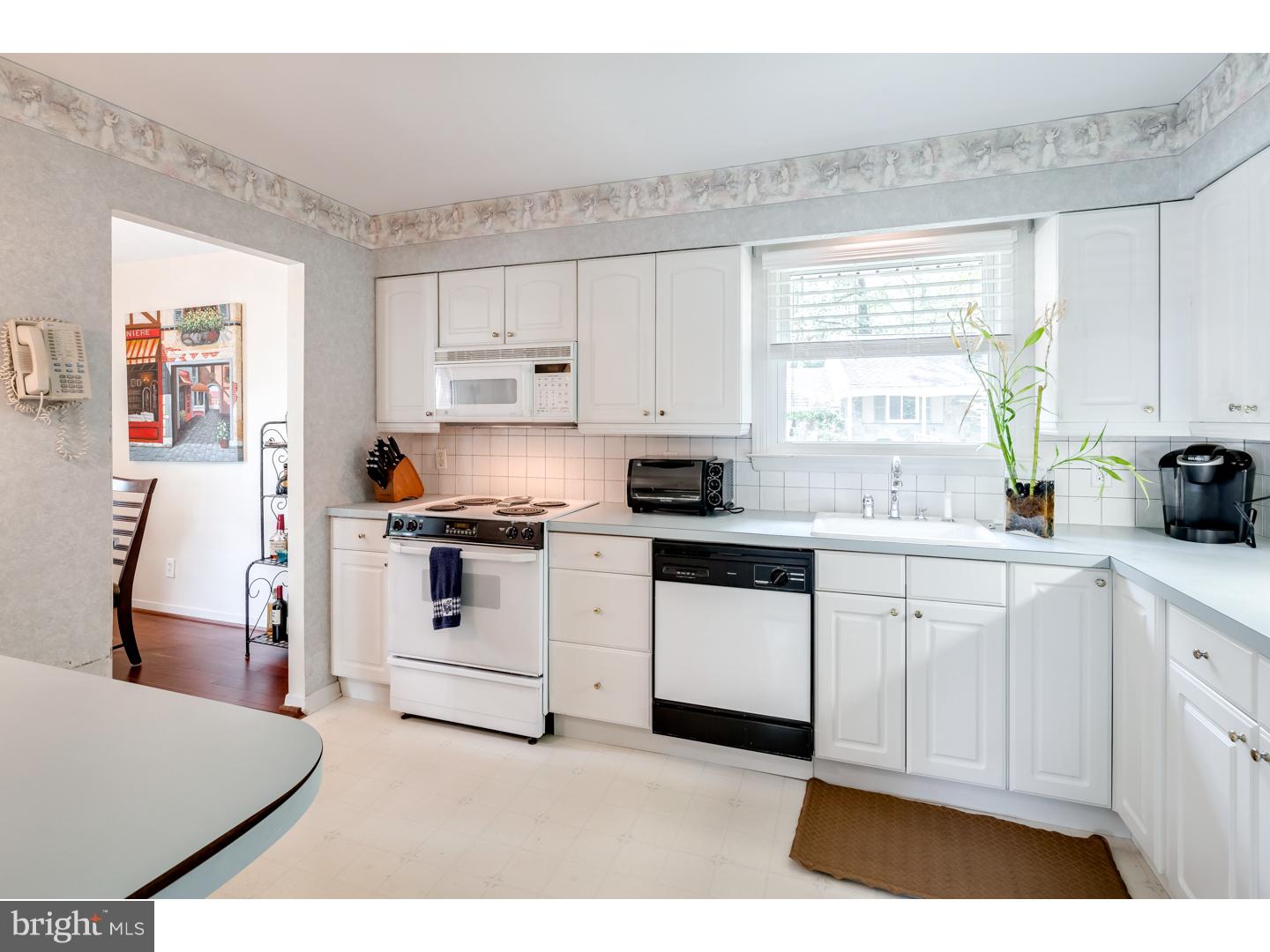 108 Sharrowvale Road Cherry Hill, NJ 08034 - Photo 8 of 25