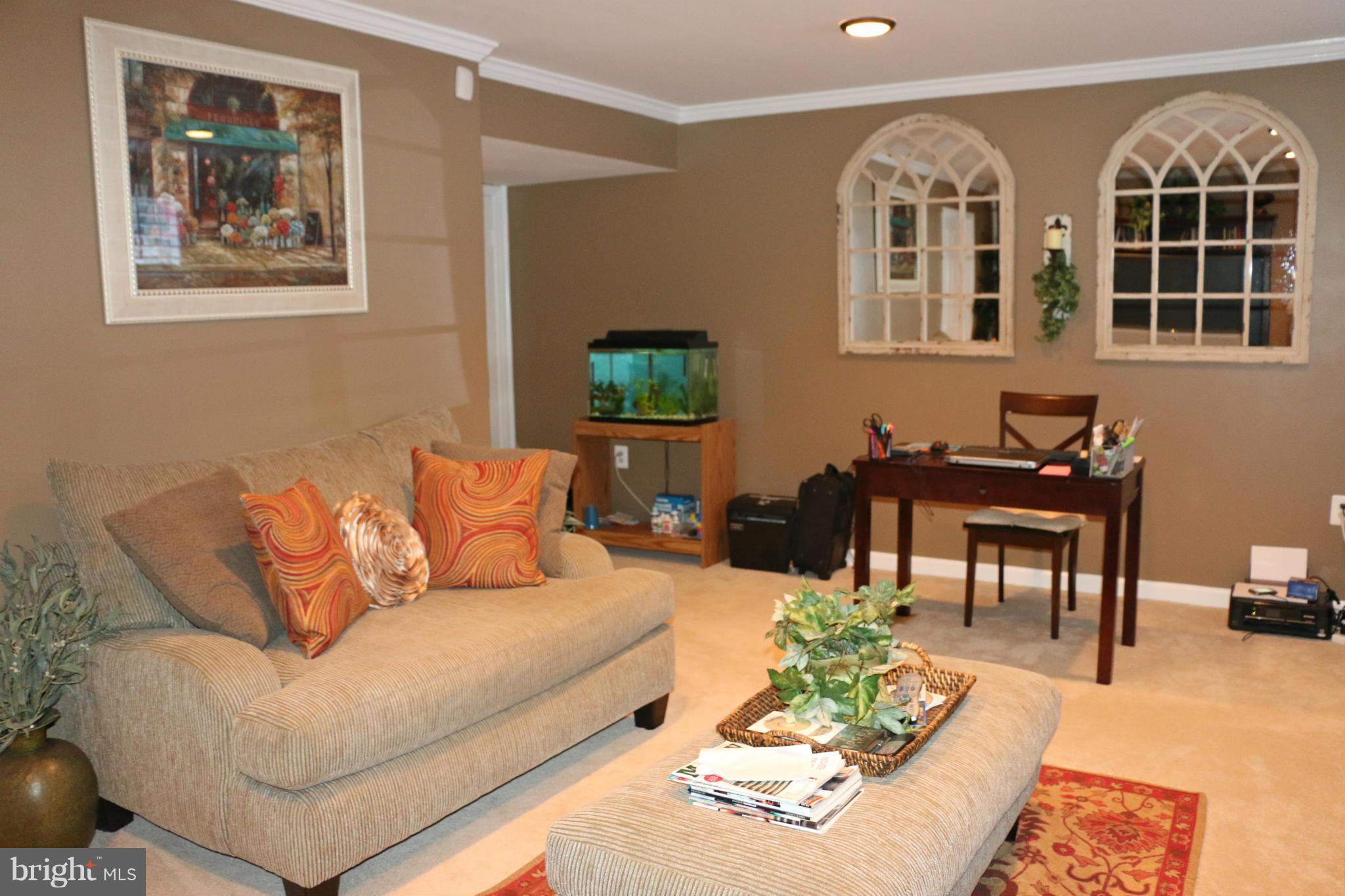 7225 Reservoir Road Springfield, VA 22150 - Photo 18 of 30 Family Room
