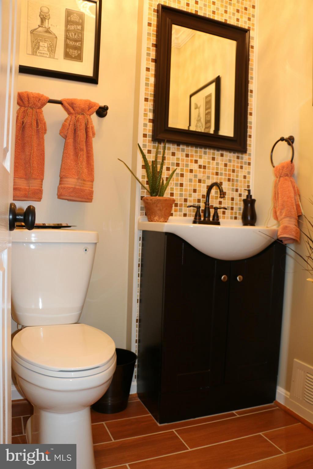 7225 Reservoir Road Springfield, VA 22150 - Photo 20 of 30 Bath