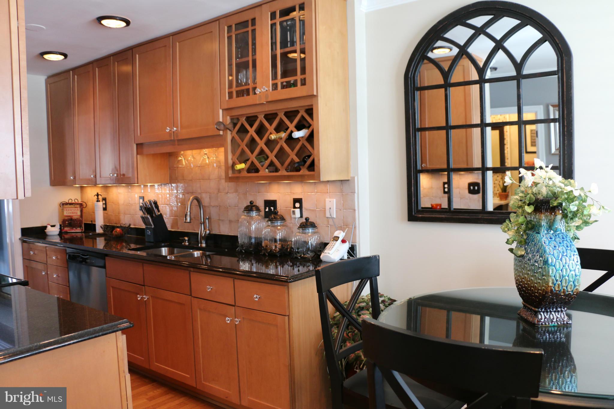 7225 Reservoir Road Springfield, VA 22150 - Photo 5 of 30 Kitchen