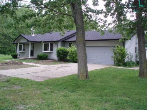6985 Mayer Road Marine City, MI 48039 - Photo 2 of 12 399001-1.JPG