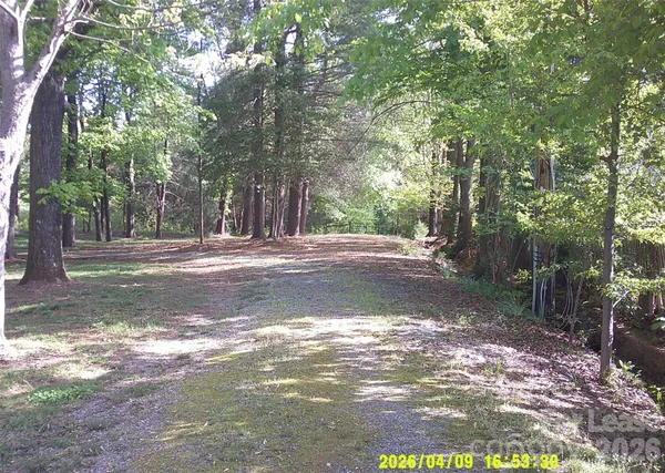 $1,895 | 2048 Quiet Lane, Hickory, NC 28602