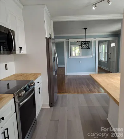 $1,895 | 2048 Quiet Lane, Hickory, NC 28602