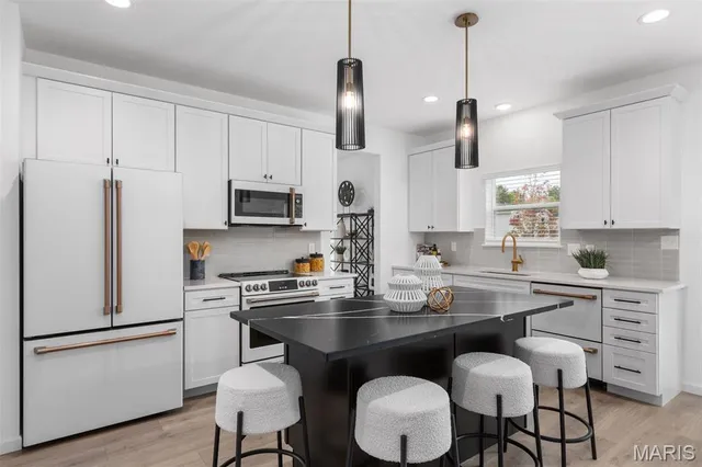 $284,900 | 2 Berwick At Parkview Manors, Pacific, MO 63069