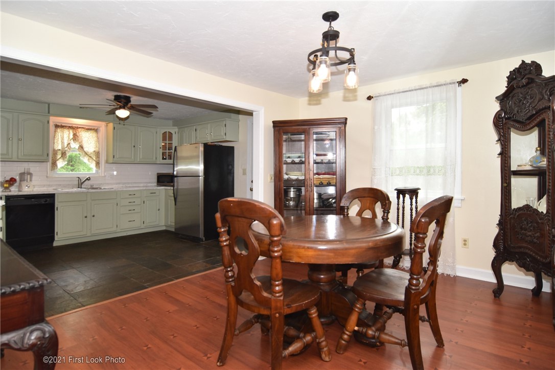 107 Bonnet Shores Road Narragansett, RI 02882 - Photo 11 of 33 Dining room & Kitchen
