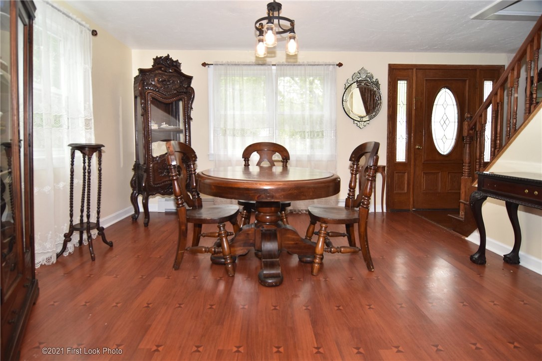 107 Bonnet Shores Road Narragansett, RI 02882 - Photo 12 of 33 Gallery Image 12