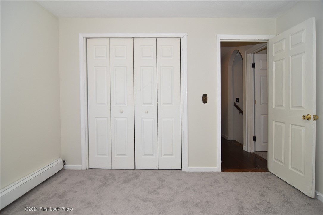 107 Bonnet Shores Road Narragansett, RI 02882 - Photo 21 of 33 Upstairs bedroom