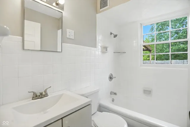 $159,995 | 6672 East 43rd Place, Indianapolis, IN 46226