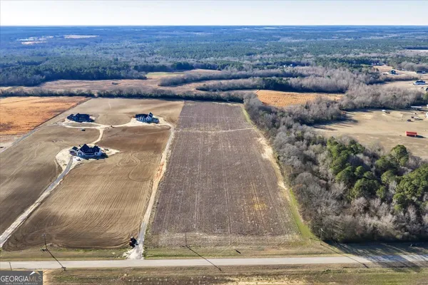 a view of outdoor space