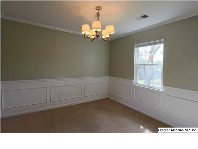 136 Bluegrass Drive Alabaster, AL 35007 - Photo 4 of 21
