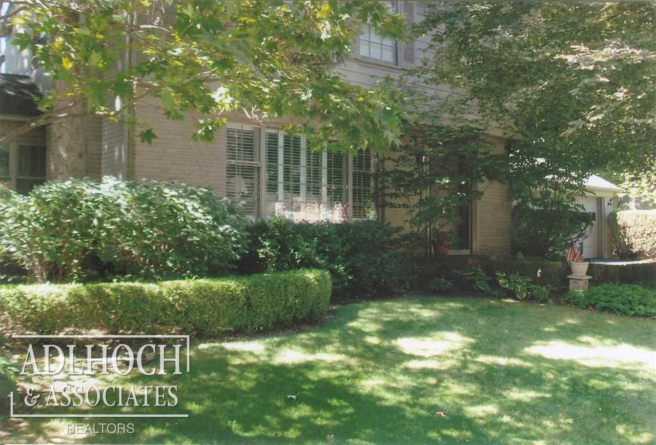 75 Colonial Road Grosse Pointe Shores, MI 48236 - Photo 2 of 19