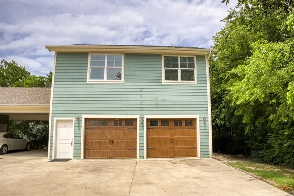 $1,599 | 414 Fulton Street, Unit 100, Denton, TX 76201
